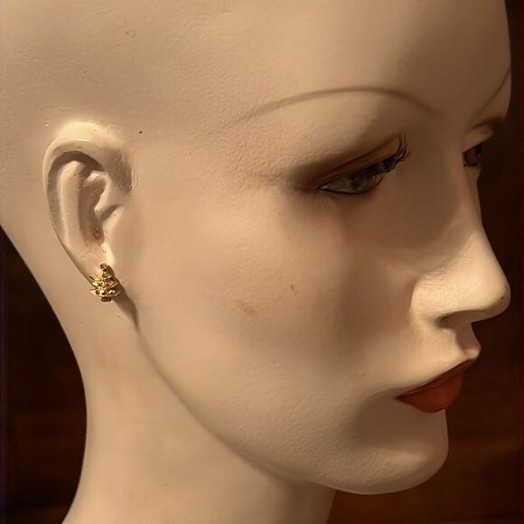Bundle Sale 3 for $15 | Vintage Gold Tone Christmas Tree With Sparkle Earrings - Picture 4 of 9